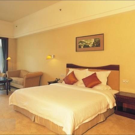 Phoenix Hotel Wuyi Jiangmen Habitación foto
